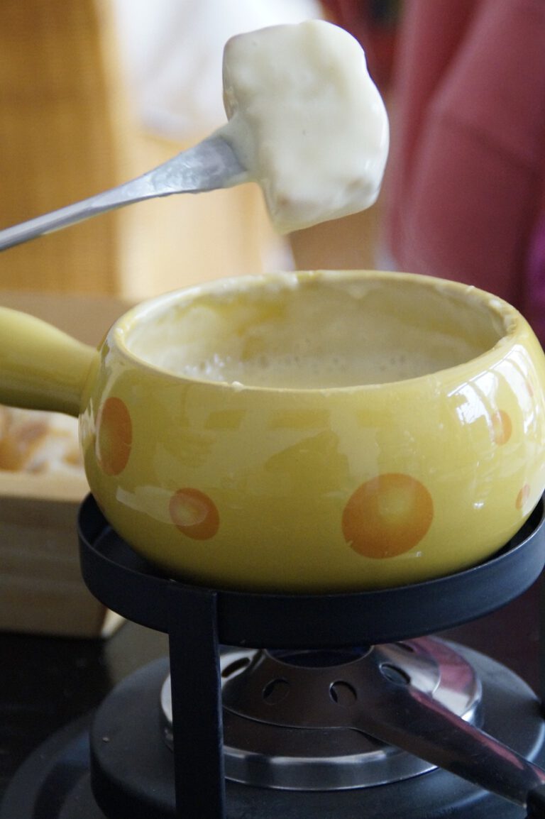 Dezember-Rezept Kräuter-Käse-Fondue